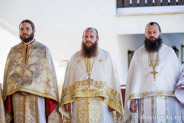 Sfânta Liturghie de la Proclamarea Canonizării Sfintei Cuvioase Matrona de la Hurezi