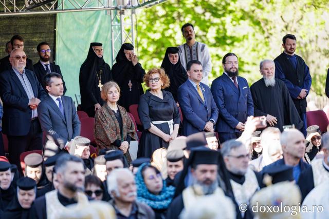 Sfânta Liturghie de la Proclamarea Canonizării Sfintei Cuvioase Matrona de la Hurezi