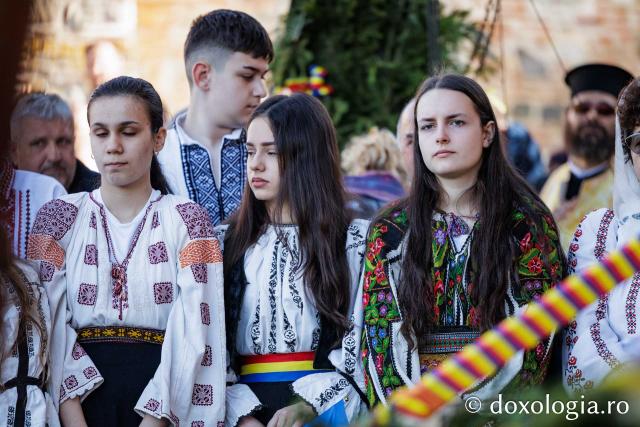 Sfânta Liturghie de la Proclamarea Canonizării Sfintei Cuvioase Matrona de la Hurezi