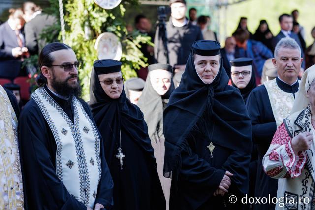 Sfânta Liturghie de la Proclamarea Canonizării Sfintei Cuvioase Matrona de la Hurezi
