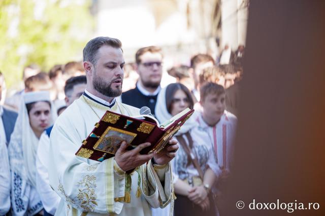 Sfânta Liturghie de la Proclamarea Canonizării Sfintei Cuvioase Matrona de la Hurezi