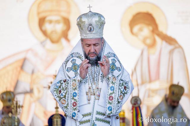 Sfânta Liturghie de la Proclamarea Canonizării Sfintei Cuvioase Matrona de la Hurezi