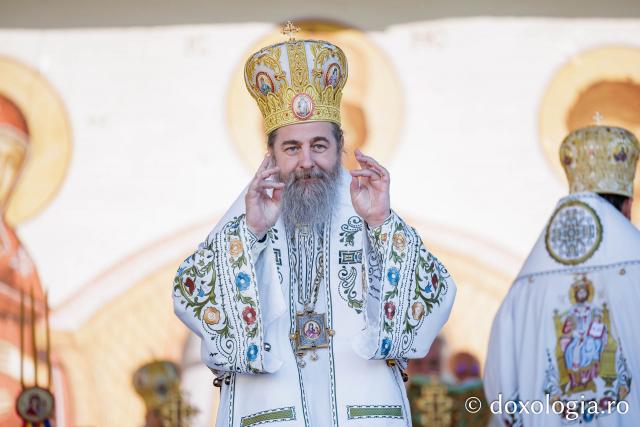 Sfânta Liturghie de la Proclamarea Canonizării Sfintei Cuvioase Matrona de la Hurezi