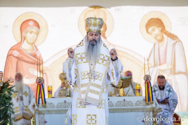 Sfânta Liturghie de la Proclamarea Canonizării Sfintei Cuvioase Matrona de la Hurezi