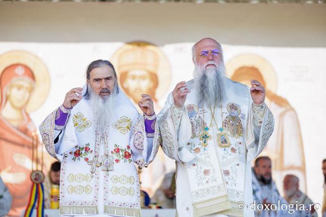 Sfânta Liturghie de la Proclamarea Canonizării Sfintei Cuvioase Matrona de la Hurezi