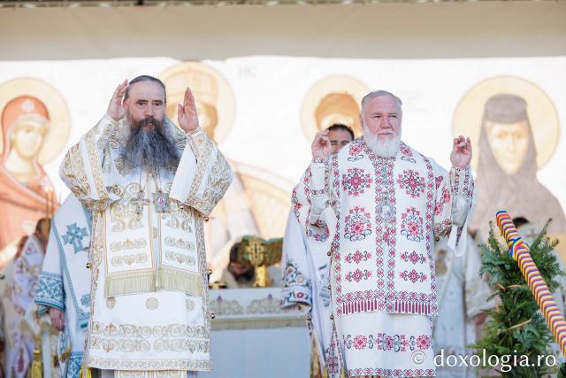 Sfânta Liturghie de la Proclamarea Canonizării Sfintei Cuvioase Matrona de la Hurezi