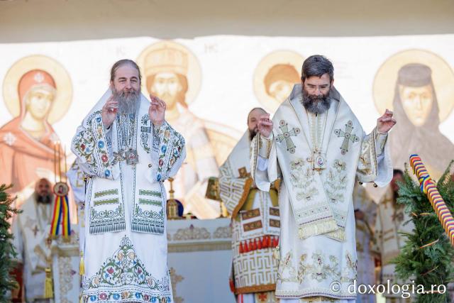 Sfânta Liturghie de la Proclamarea Canonizării Sfintei Cuvioase Matrona de la Hurezi