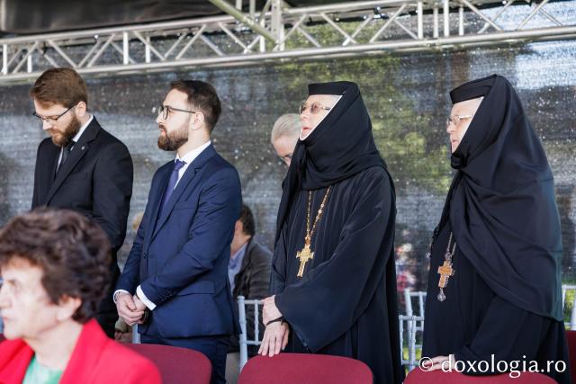 Sfânta Liturghie de la Proclamarea Canonizării Sfintei Cuvioase Matrona de la Hurezi