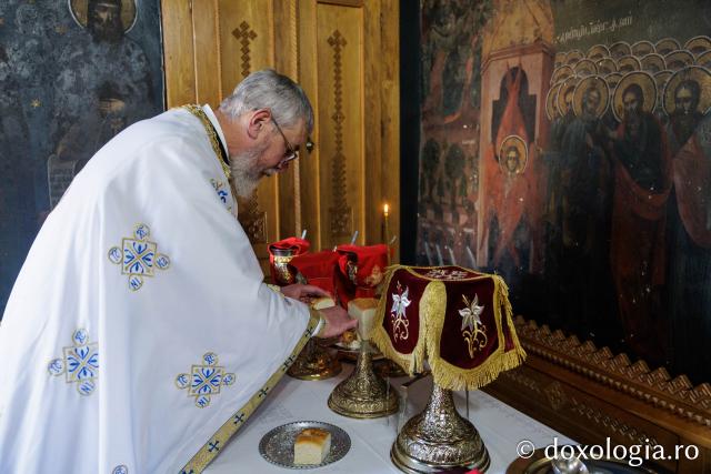 Sfânta Liturghie cu ocazia proclamării locale a canonizării Sfintei Cuvioase Mavra de pe Ceahlău