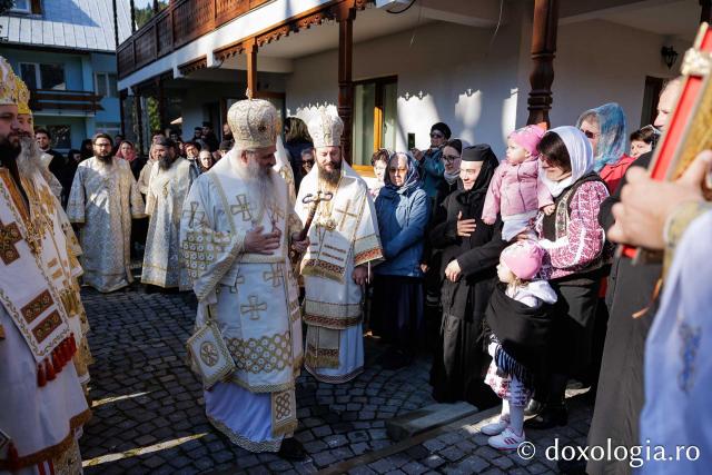 Sfânta Liturghie cu ocazia proclamării locale a canonizării Sfintei Cuvioase Mavra de pe Ceahlău
