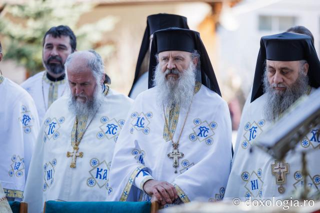Sfânta Liturghie cu ocazia proclamării locale a canonizării Sfintei Cuvioase Mavra de pe Ceahlău