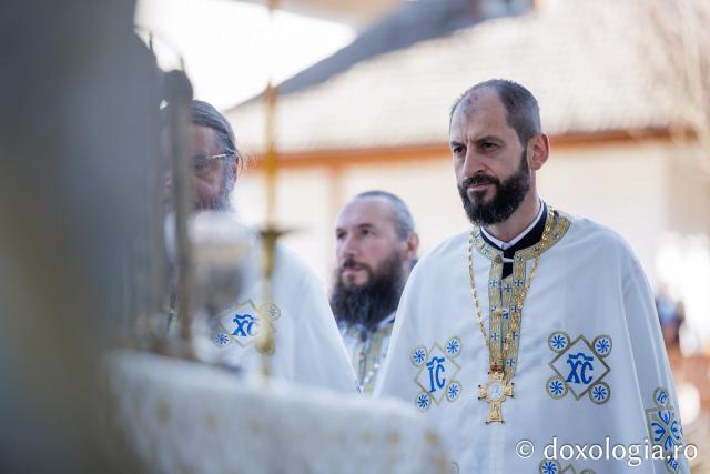 Sfânta Liturghie cu ocazia proclamării locale a canonizării Sfintei Cuvioase Mavra de pe Ceahlău