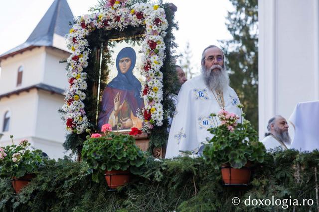 Sfânta Liturghie cu ocazia proclamării locale a canonizării Sfintei Cuvioase Mavra de pe Ceahlău