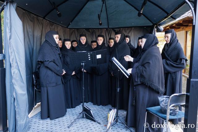 Sfânta Liturghie cu ocazia proclamării locale a canonizării Sfintei Cuvioase Mavra de pe Ceahlău