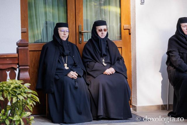 Sfânta Liturghie cu ocazia proclamării locale a canonizării Sfintei Cuvioase Mavra de pe Ceahlău