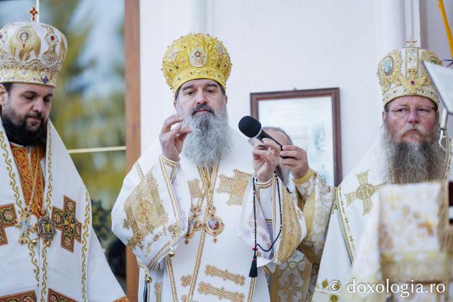 Sfânta Liturghie cu ocazia proclamării locale a canonizării Sfintei Cuvioase Mavra de pe Ceahlău