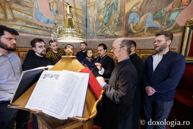 Priveghere la hramul Mănăstirii Golia din Iași