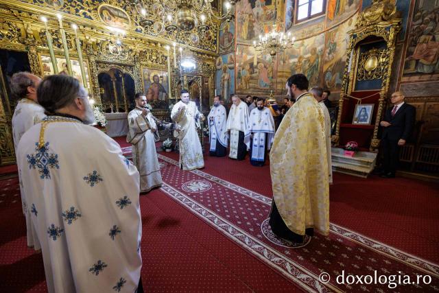 Priveghere la hramul Mănăstirii Golia din Iași
