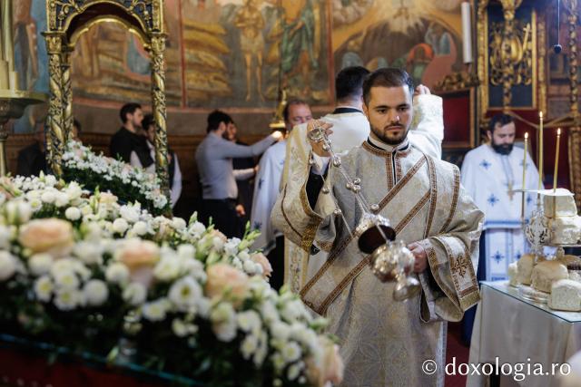 Priveghere la hramul Mănăstirii Golia din Iași