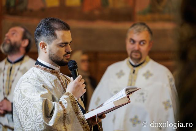 Priveghere la hramul Mănăstirii Golia din Iași
