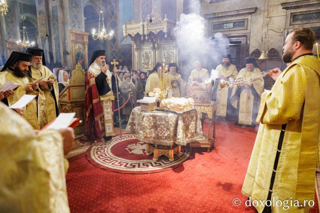 Priveghere în cinstea Sfintei Blandina la Catedrala Mitropolitană din Iași
