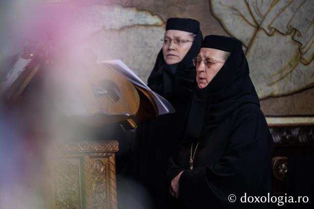 Priveghere la Mănăstirea Durău