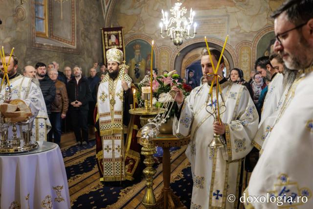 Priveghere la Mănăstirea Durău