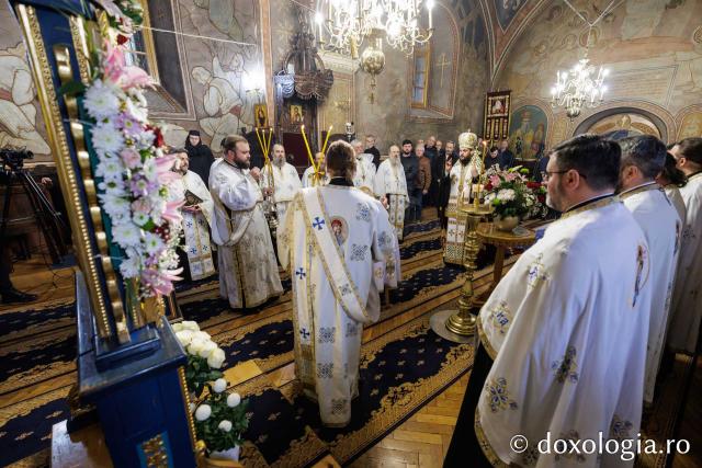 Priveghere la Mănăstirea Durău