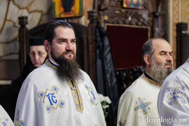Priveghere la Mănăstirea Durău