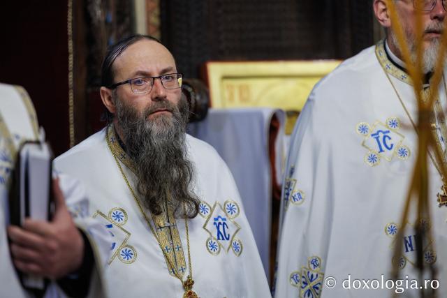 Priveghere la Mănăstirea Durău
