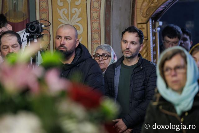 Priveghere la Mănăstirea Durău
