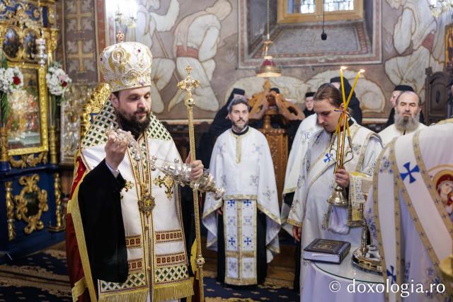 Priveghere la Mănăstirea Durău