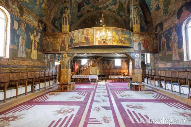 Biserica „Sfântul Nicolae” din Farcașa din județul Neamț