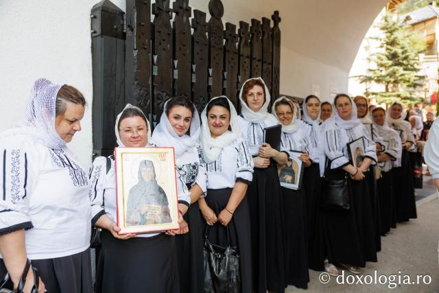 Sfânta Liturghie de la Proclamarea Canonizării Sfintei Cuvioase Filotimia de la Râmeț