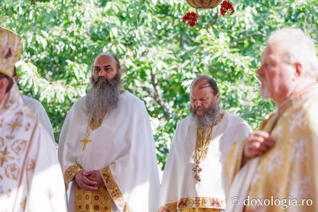 Sfânta Liturghie de la Proclamarea Canonizării Sfintei Cuvioase Filotimia de la Râmeț