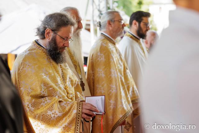Sfânta Liturghie de la Proclamarea Canonizării Sfintei Cuvioase Filotimia de la Râmeț