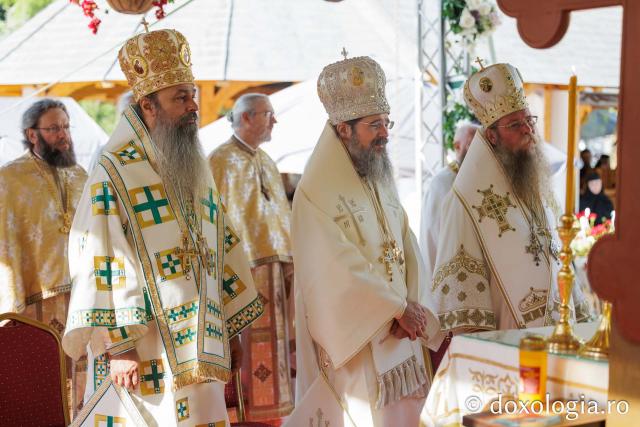 Sfânta Liturghie de la Proclamarea Canonizării Sfintei Cuvioase Filotimia de la Râmeț