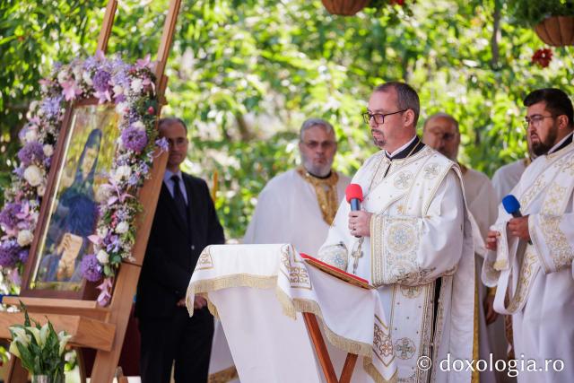 Sfânta Liturghie de la Proclamarea Canonizării Sfintei Cuvioase Filotimia de la Râmeț