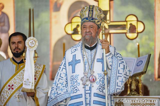 Sfânta Liturghie de la Proclamarea Canonizării Sfintei Cuvioase Filotimia de la Râmeț