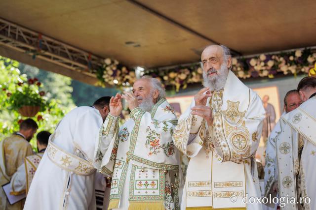 Sfânta Liturghie de la Proclamarea Canonizării Sfintei Cuvioase Filotimia de la Râmeț