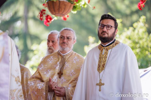 Sfânta Liturghie de la Proclamarea Canonizării Sfintei Cuvioase Filotimia de la Râmeț