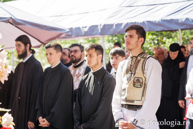 Sfânta Liturghie de la Proclamarea Canonizării Sfintei Cuvioase Filotimia de la Râmeț