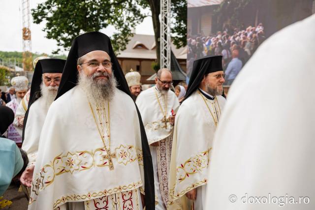 Liturghie arhierească la prăznuirea Sfântului Ioan cel Nou
