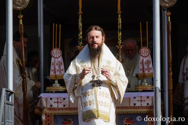 Liturghie arhierească la prăznuirea Sfântului Ioan cel Nou