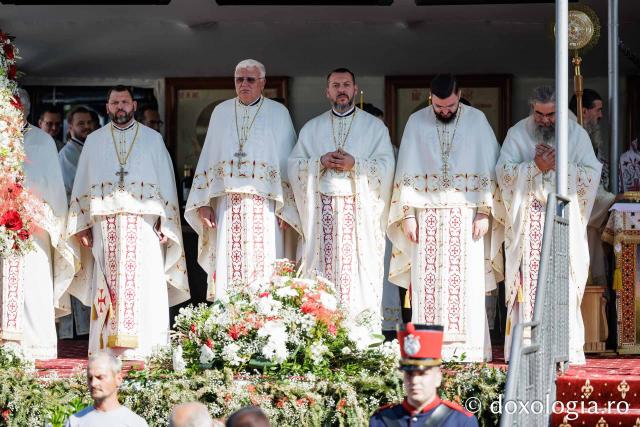 Liturghie arhierească la prăznuirea Sfântului Ioan cel Nou