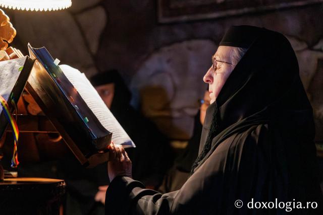 Liturghie arhierească la Mănăstirea Durău în ziua de prăznuirea Sfântului Ioan cel Nou