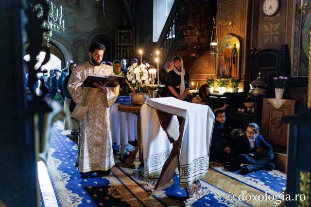 Liturghie arhierească la Mănăstirea Durău în ziua de prăznuirea Sfântului Ioan cel Nou
