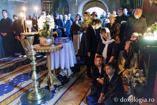 Liturghie arhierească la Mănăstirea Durău în ziua de prăznuirea Sfântului Ioan cel Nou