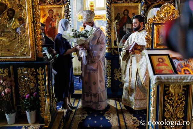 Liturghie arhierească la Mănăstirea Durău în ziua de prăznuirea Sfântului Ioan cel Nou