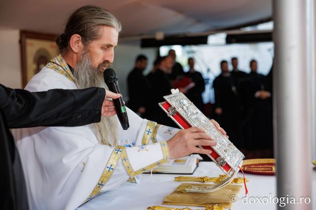 Liturghie arhierească săvârșită de PS Andrei al Covasnei și Harghitei la Suceava